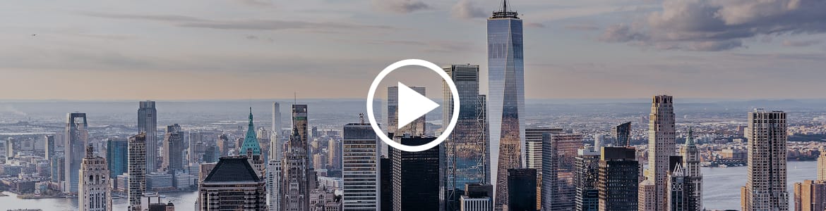Nasdaq Eyes Major Breakout While Oil and Geopolitics Keep Investors Cautious