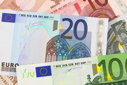 Euro Short-term Outlook: EUR/USD Rally Nears Key Resistance- Breakout or Reversal?