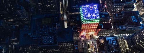 Nasdaq Stalls Near 30,500 as Bitcoin Tests Key Multi-Month Support